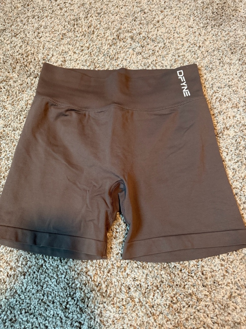 DFYNE active shorts - Picture 3 of 9